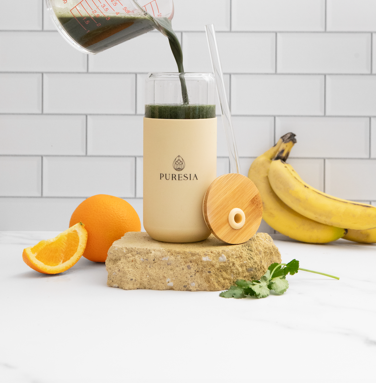 Smoothie filled with superfood powder